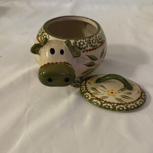 Cow-Themed Ceramic Mini 16 oz. Baker with Lid